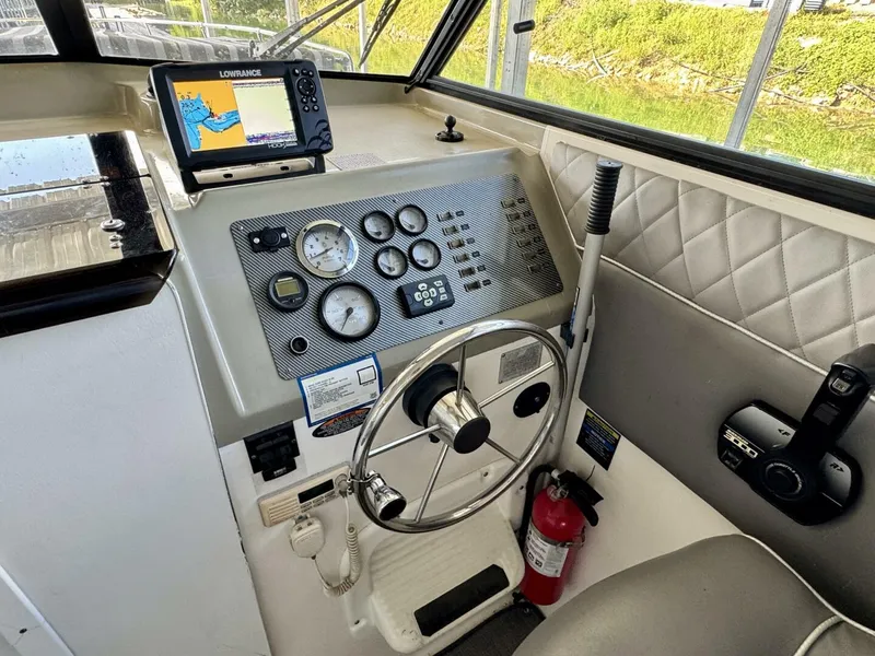 Slide: The Image of Bayliner 2859 Ciera Express 1997 - 31