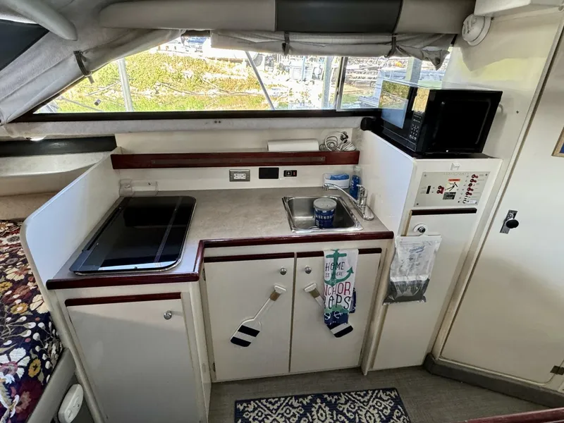 Slide: The Image of Bayliner 2859 Ciera Express 1997 - 40