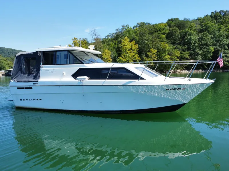 Slide: The Image of Bayliner 2859 Ciera Express 1997 - 5