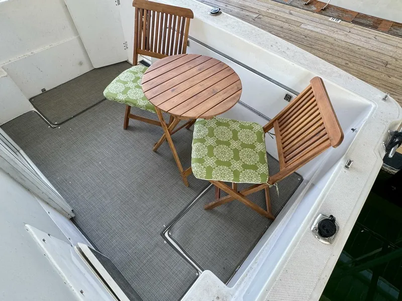 Slide: The Image of Bayliner 2859 Ciera Express 1997 - 77