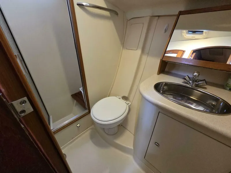 Slide: The Image of Hunter 44 Deck Saloon 2007 - 4