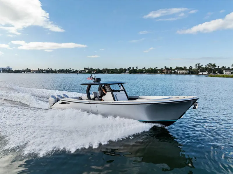 The Image of Wajer Center Console 2025 - 0