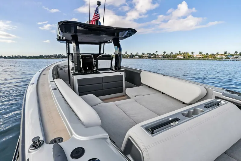 Slide: The Image of Wajer Center Console 2025 - 18