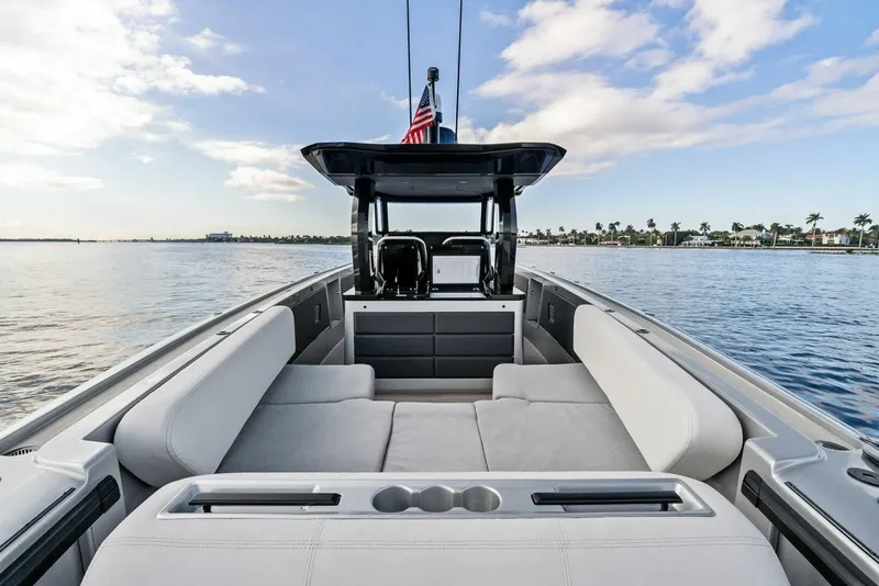 Slide: The Image of Wajer Center Console 2025 - 20