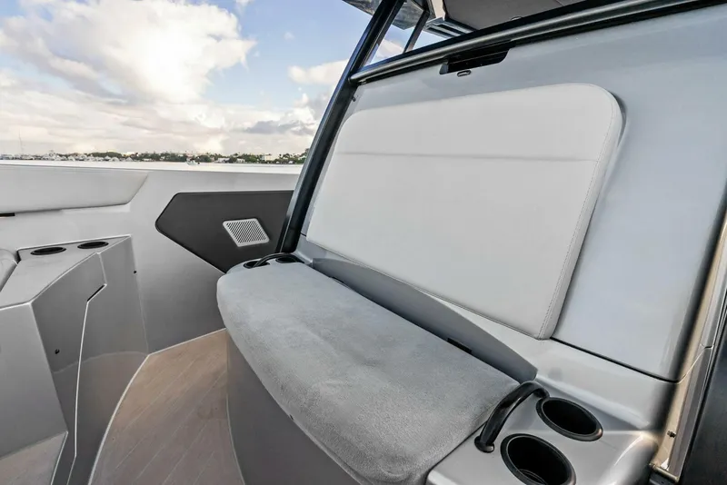 Slide: The Image of Wajer Center Console 2025 - 24