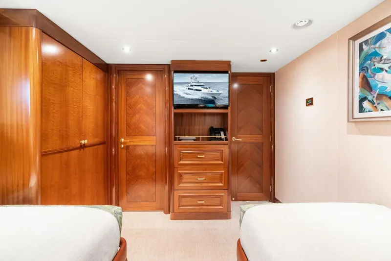 Slide: The Image of Westport Superyacht 2010 - 102