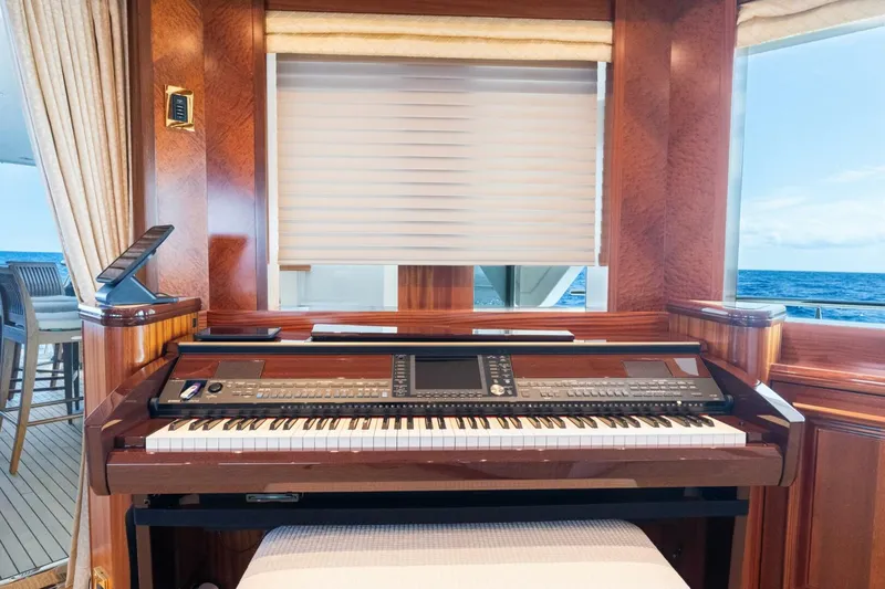 Slide: The Image of Westport Superyacht 2010 - 69