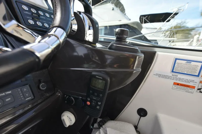 Slide: The Image of Monterey 355 Sport Yacht 2017 - 8