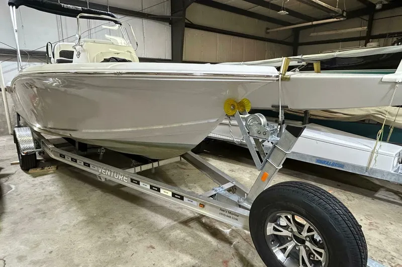 The Image of Tidewater 198 CC Adventure 2024 - 0