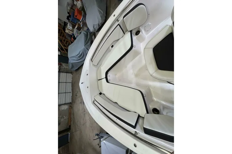 Slide: The Image of Tidewater 198 CC Adventure 2024 - 4