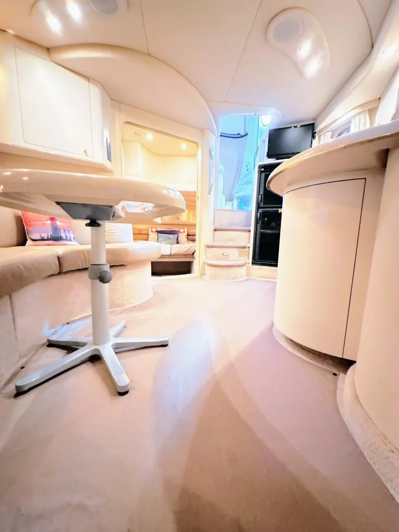 Slide: The Image of Sea Ray 400 Sundancer 1998 - 32