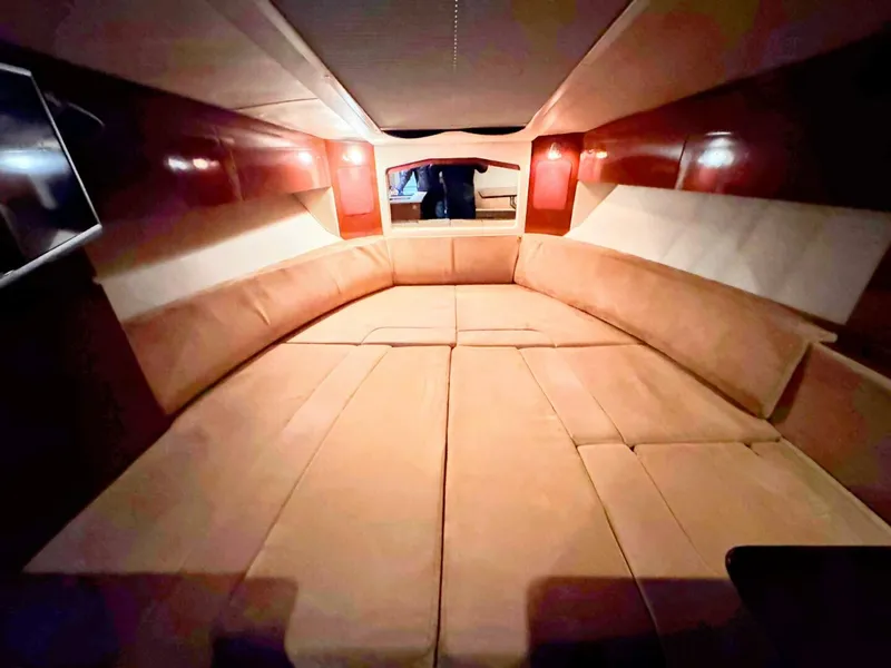 Slide: The Image of Sea Ray 310 Sundancer 2010 - 20