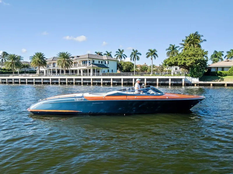 The Image of Riva Aquariva 2013 - 0