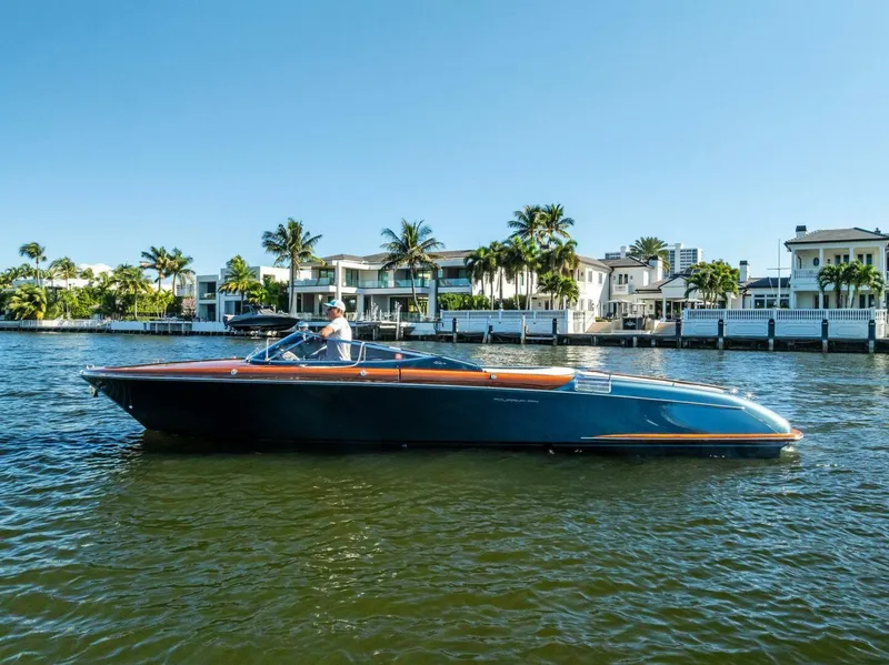 Slide: The Image of Riva Aquariva 2013 - 3