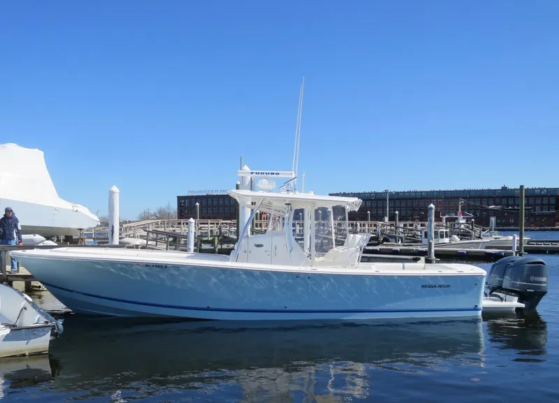 The Image of Regulator Marine 34SS 2013 - 0