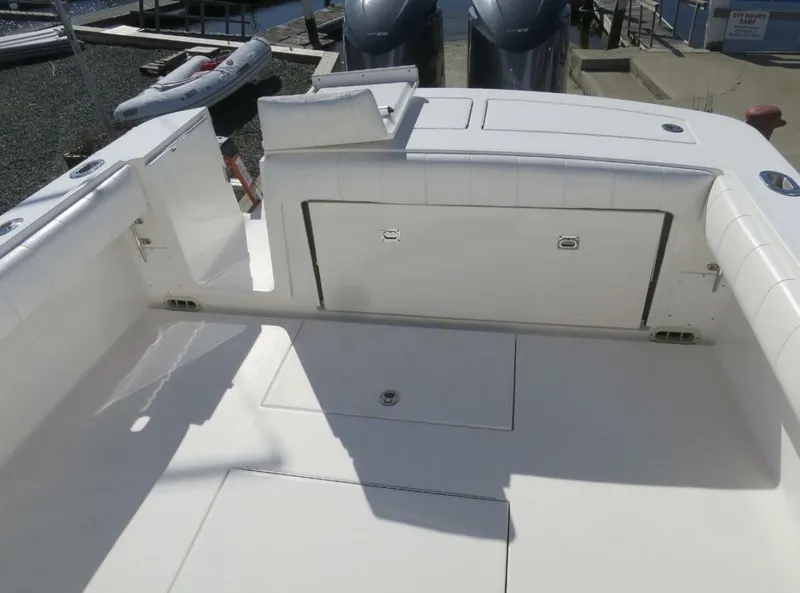 Slide: The Image of Regulator Marine 34SS 2013 - 20