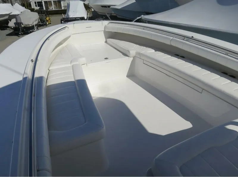 Slide: The Image of Regulator Marine 34SS 2013 - 4