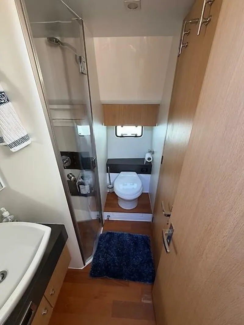 Slide: The Image of Fairline Squadron 42 2015 - 25