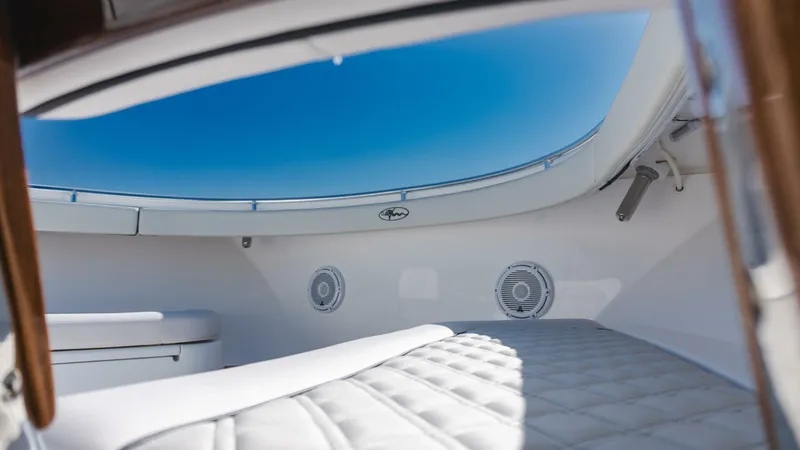 Slide: The Image of Valhalla Boatworks V-55 2024 - 18