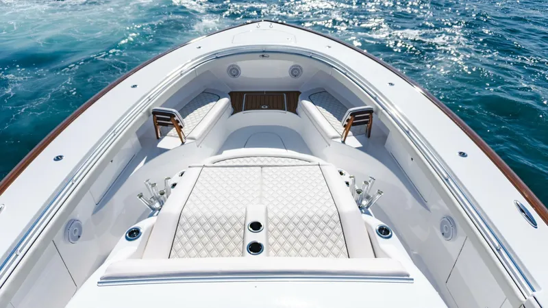 Slide: The Image of Valhalla Boatworks V-55 2024 - 4