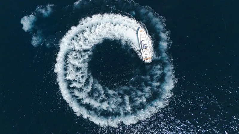 Slide: The Image of Valhalla Boatworks V-55 2024 - 42