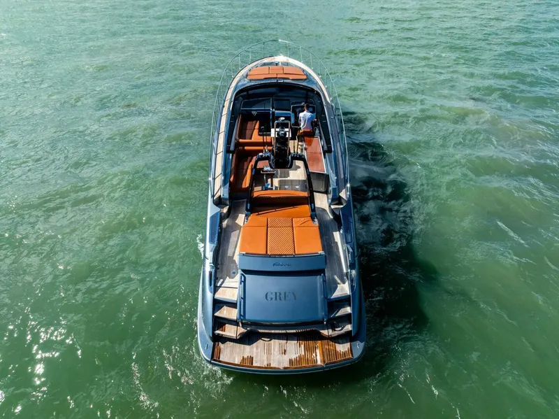Slide: The Image of Riva 56' Rivale 2021 - 12