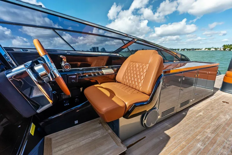Slide: The Image of Riva 56' Rivale 2021 - 33