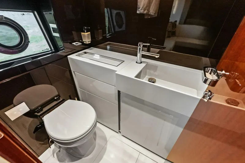 Slide: The Image of Riva 56' Rivale 2021 - 52
