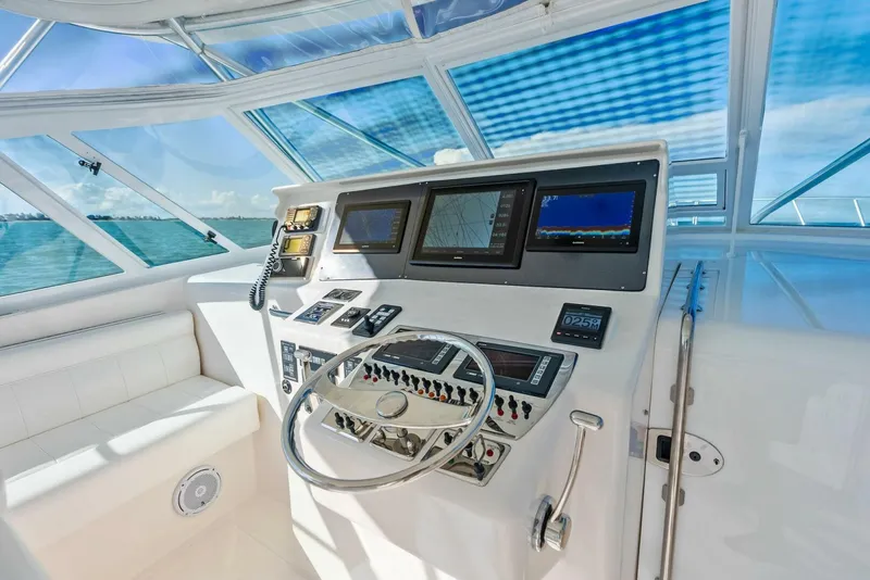 Slide: The Image of Cabo 45 Express 2006 - 25