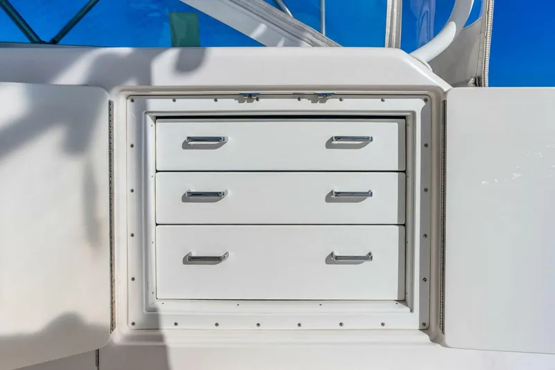 Slide: The Image of Cabo 45 Express 2006 - 32
