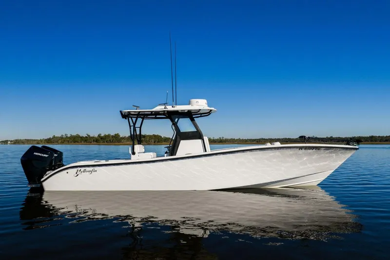 The Image of Yellowfin 32 Offshore 2023 - 0
