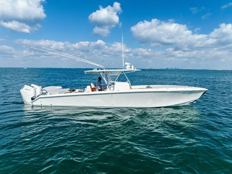 The Image of Bahama 41 2015 - 0