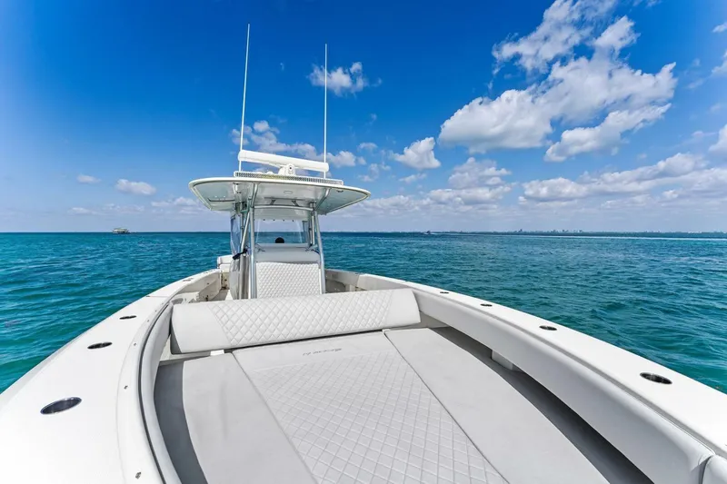 Slide: The Image of Bahama 41 2015 - 28