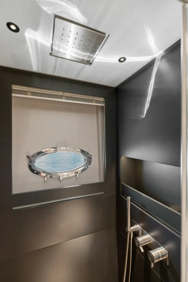Slide: The Image of Pershing GTX Motoryacht 2023 - 101