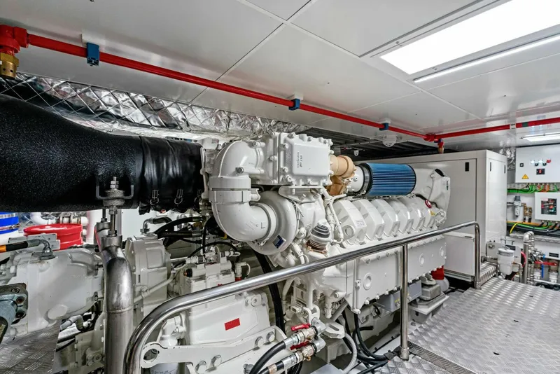 Slide: The Image of Pershing GTX Motoryacht 2023 - 117