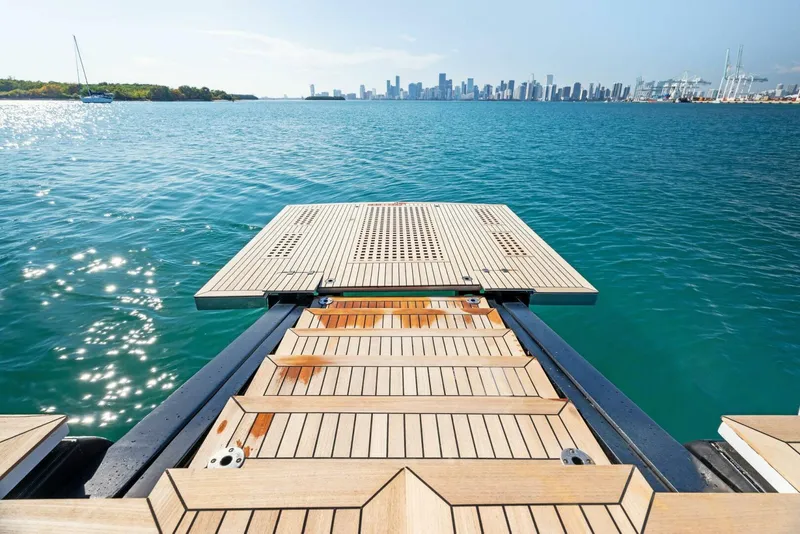Slide: The Image of Pershing GTX Motoryacht 2023 - 37