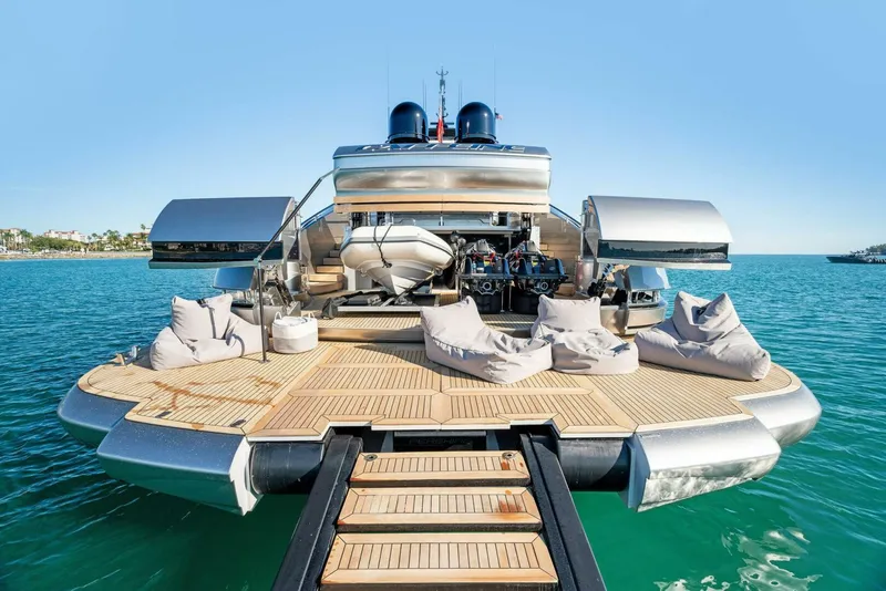 Slide: The Image of Pershing GTX Motoryacht 2023 - 38