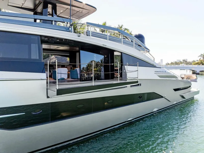 Slide: The Image of Pershing GTX Motoryacht 2023 - 5