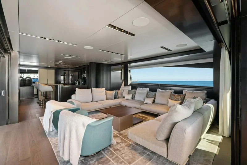 Slide: The Image of Pershing GTX Motoryacht 2023 - 58