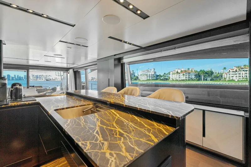 Slide: The Image of Pershing GTX Motoryacht 2023 - 59