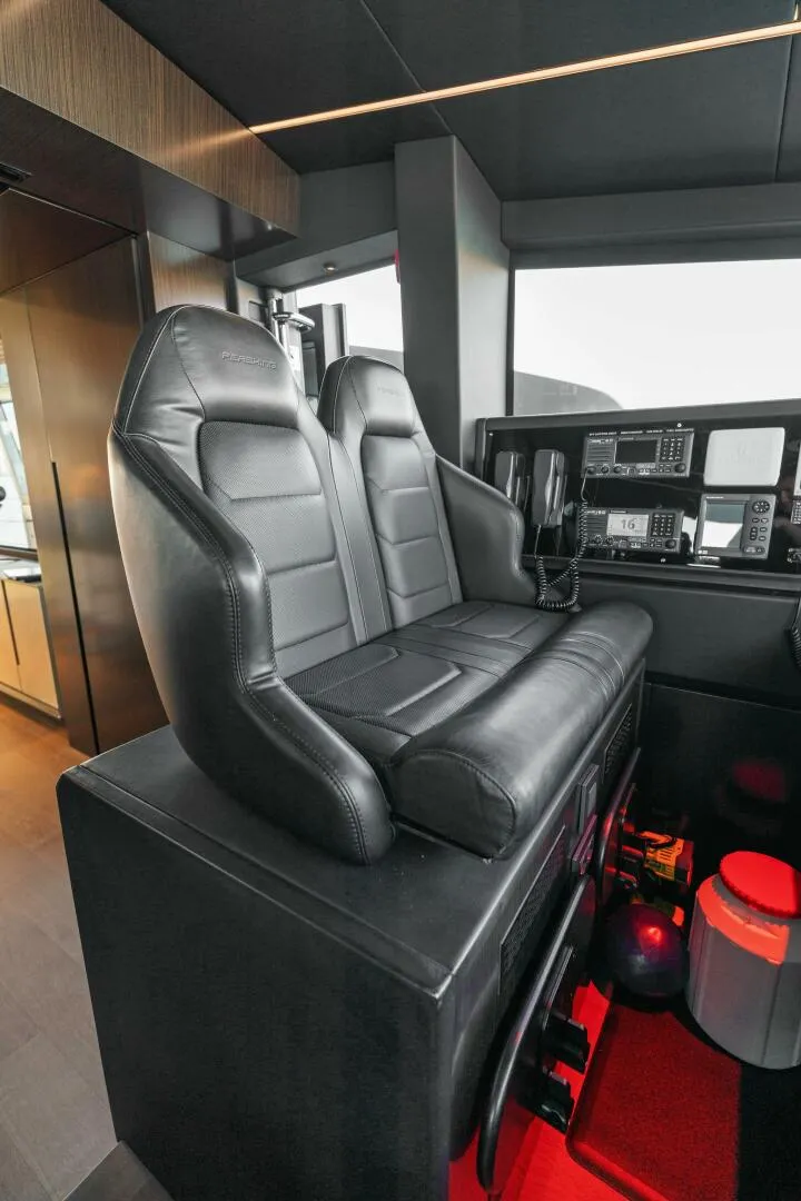 Slide: The Image of Pershing GTX Motoryacht 2023 - 70