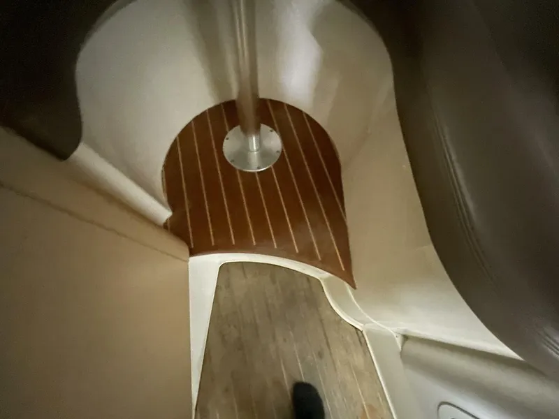Slide: The Image of Boston Whaler 280 Conquest 2000 - 23