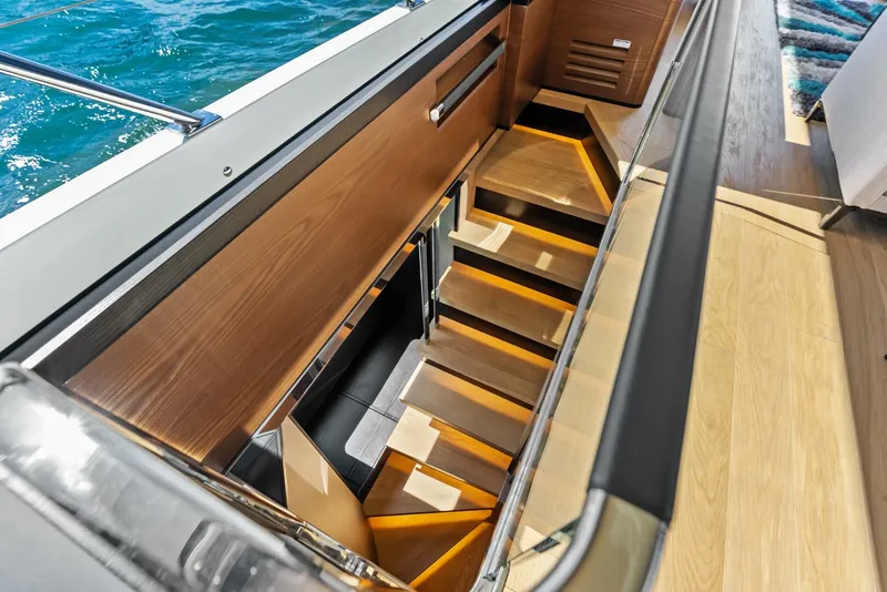 Slide: The Image of Absolute 75 Navetta 2025 - 15