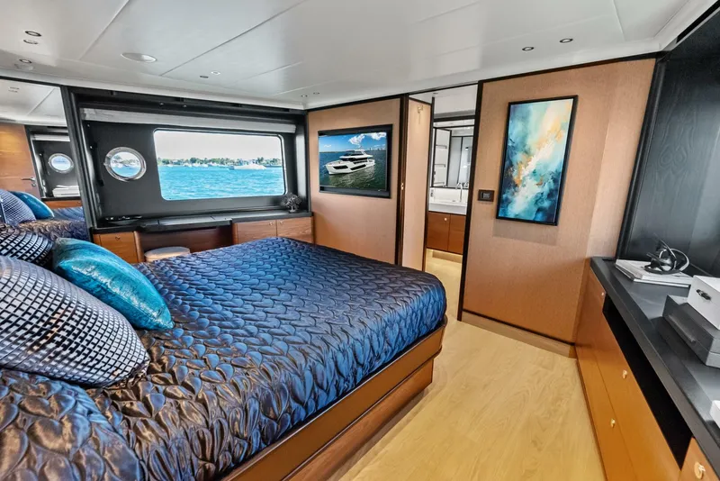 Slide: The Image of Absolute 75 Navetta 2025 - 24