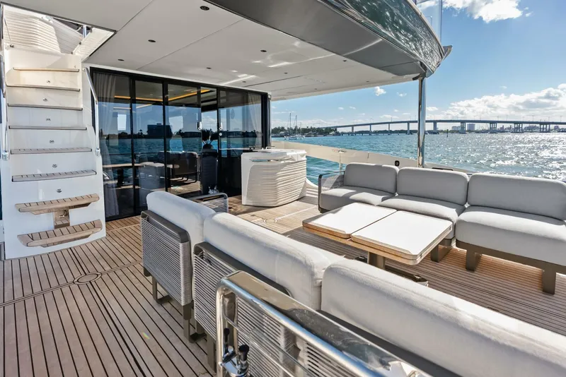 Slide: The Image of Absolute 75 Navetta 2025 - 50
