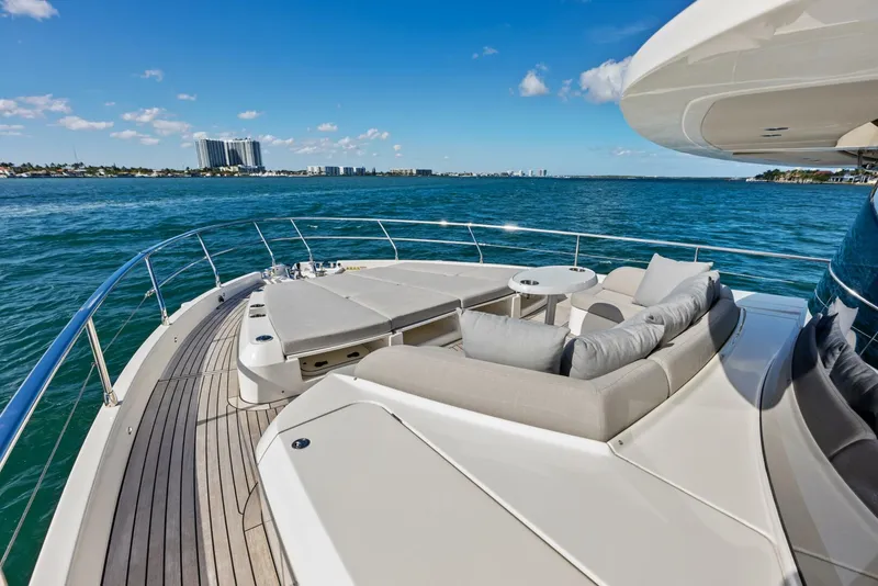 Slide: The Image of Absolute 75 Navetta 2025 - 53