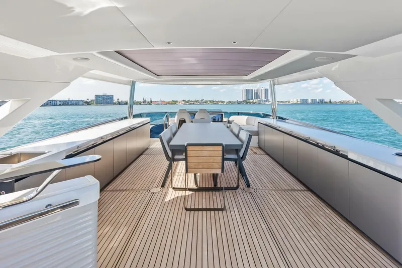Slide: The Image of Absolute 75 Navetta 2025 - 63
