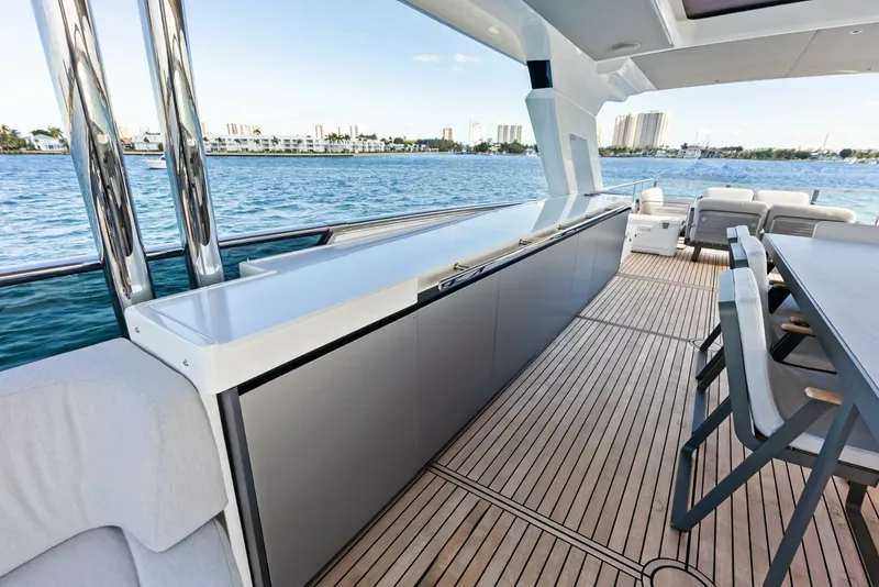 Slide: The Image of Absolute 75 Navetta 2025 - 65
