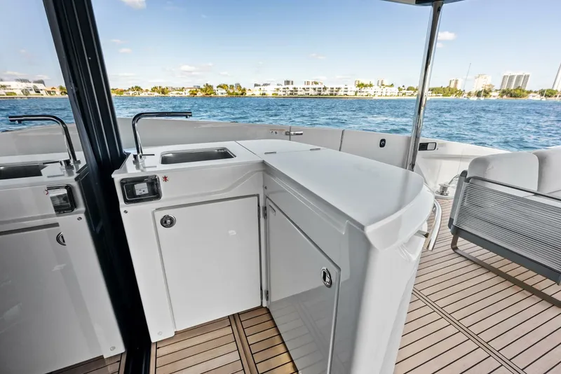 Slide: The Image of Absolute 75 Navetta 2025 - 68