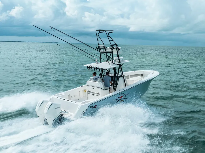 Slide: The Image of SeaVee 322z 2024 - 10
